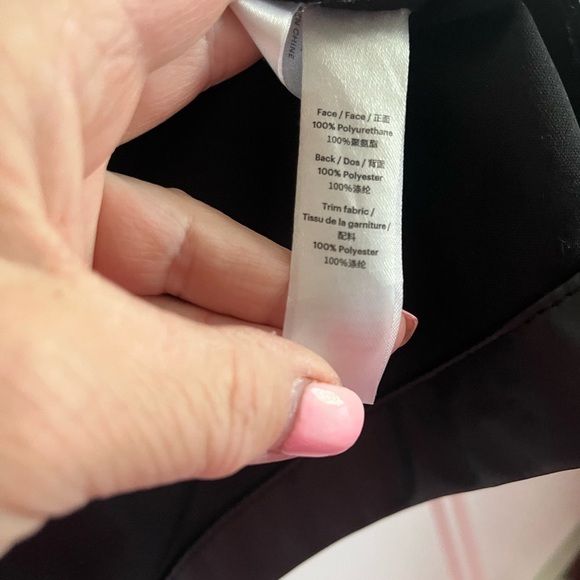 Herschel Supply Co.
Forecast Parka - Women's Large - Picture 6 of 14